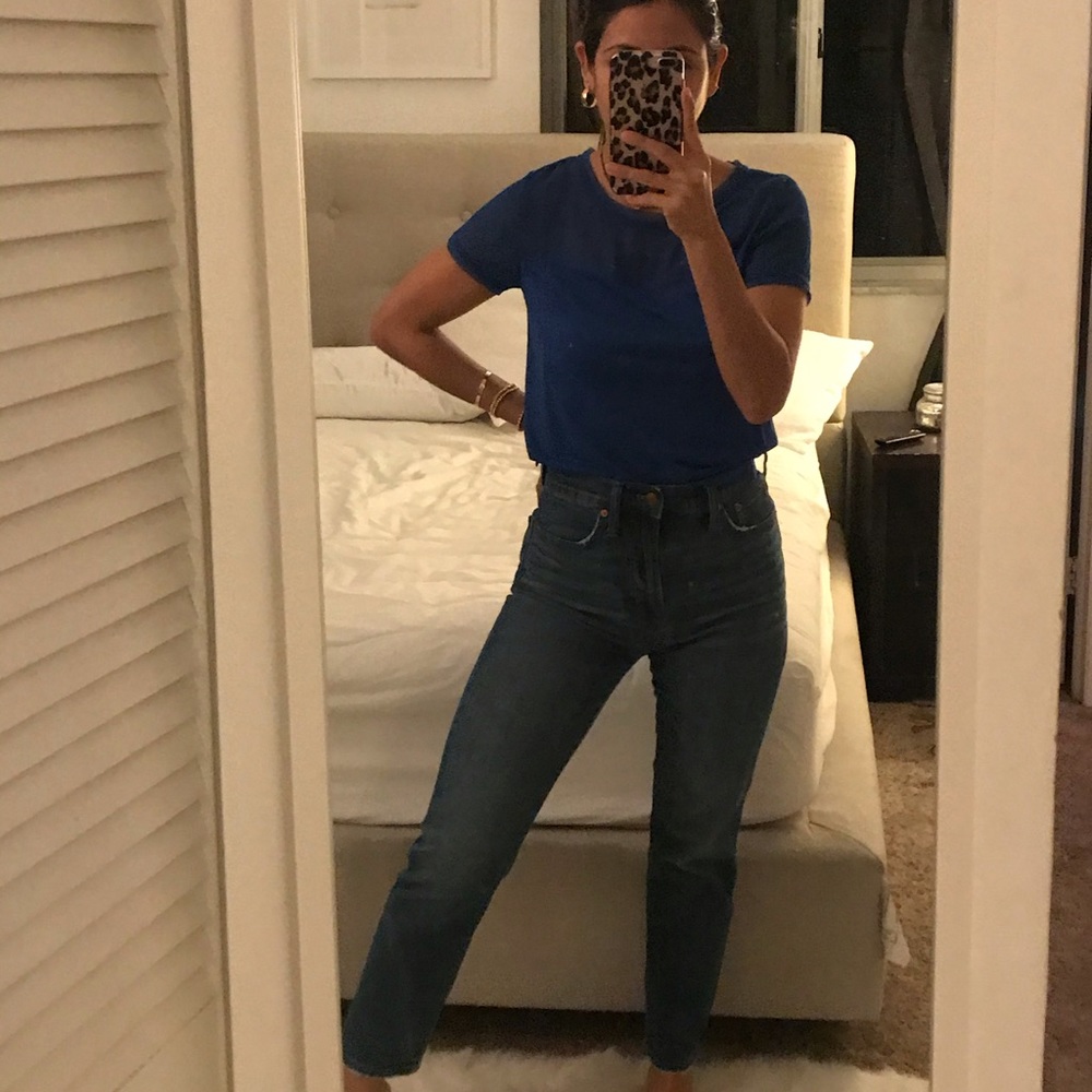 Blue T-shirt with details size small